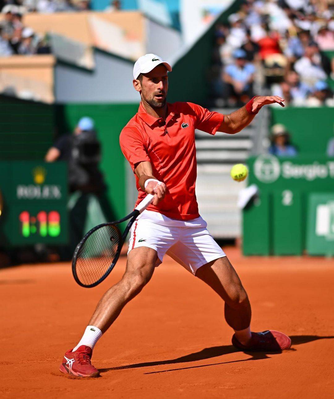 九游体育直播-意大利网球队横扫德国网球队，德约科维奇制霸全场的简单介绍