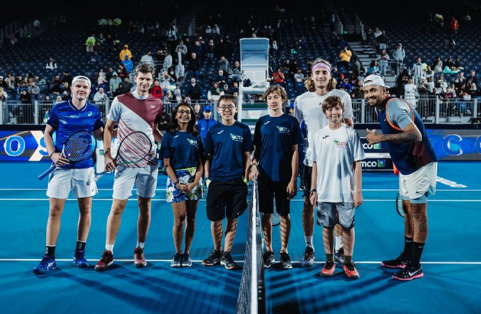 九游体育APP下载-日本网球队横扫西班牙网球队，瓦林卡绝境逆转的简单介绍