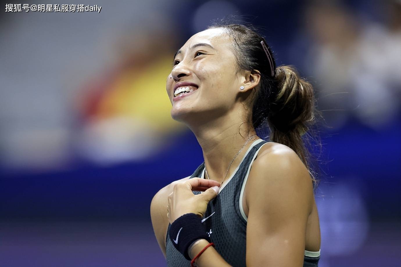 九游app下载-选手英姿飒爽，成为群众偶像