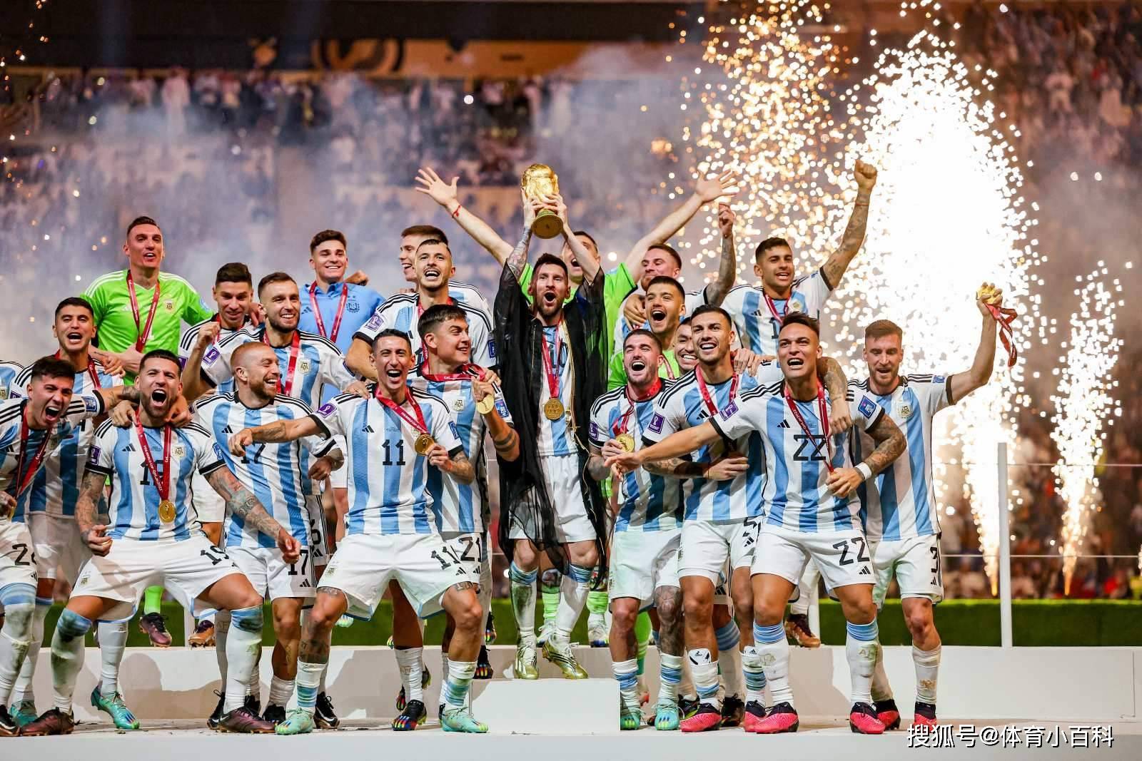 包含阿根廷前锋在欧洲冠军联赛中闪耀，成世界焦点的词条