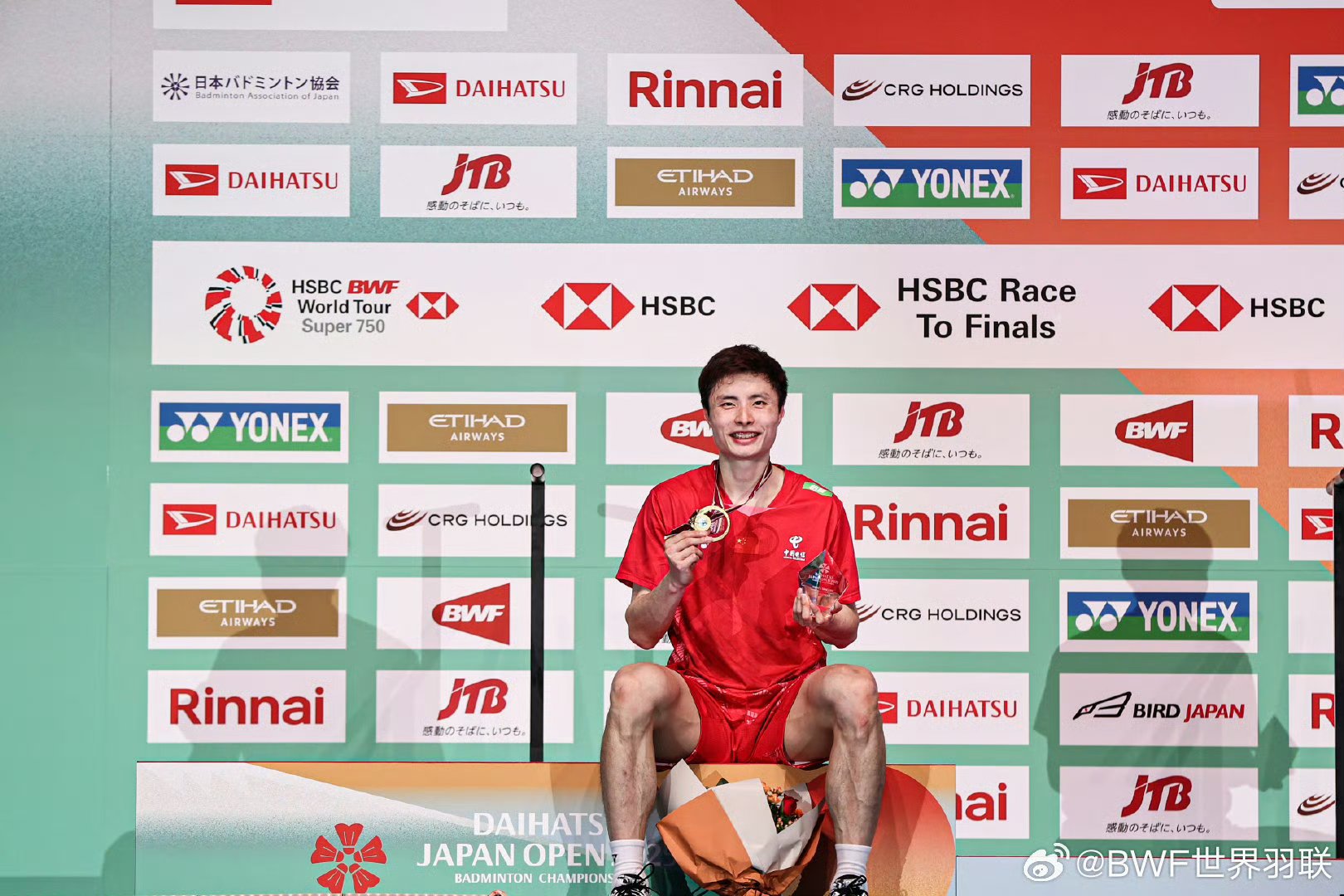 九游app下载-泰国队碾压日本队，石宇奇惊艳四座的简单介绍